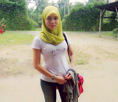 Foto Cewek Hijab Jilboobs Nyepong Foto Selfie